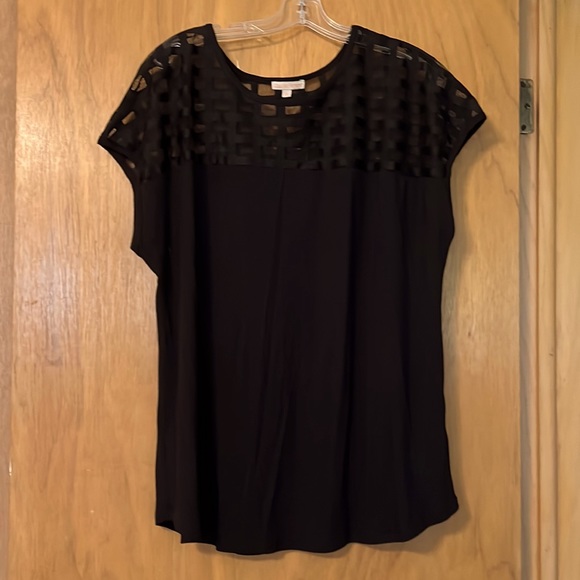 Black Knit top with lace detail - Picture 1 of 2